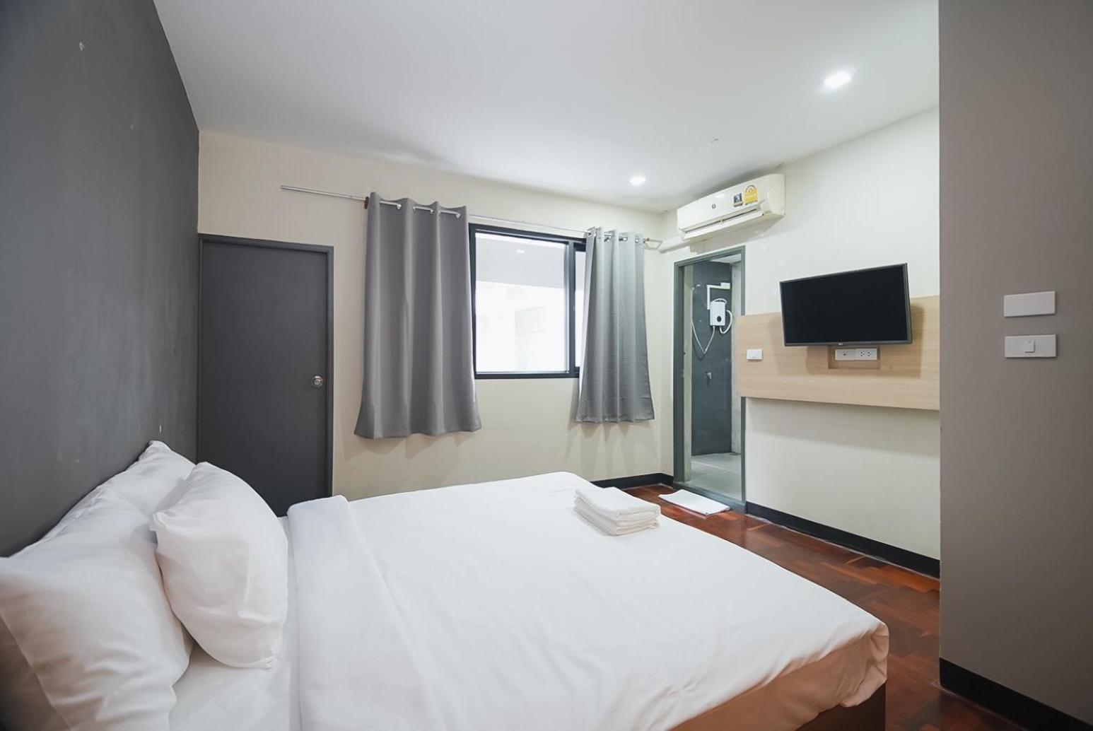 Mitr Inn Mrt Samyot Station - The Grand Palace มิตร อินน์ พระบรมมหาราชวัง Бангкок Екстер'єр фото
